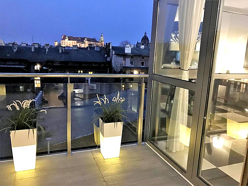 MONDRIAN Luxury Suites & Apartments Krakow Old Town