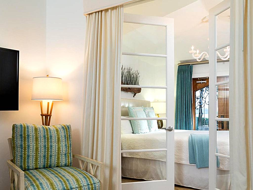 Black Dolphin Inn: Deluxe One-Bedroom Suite (New Smyrna Beach) 