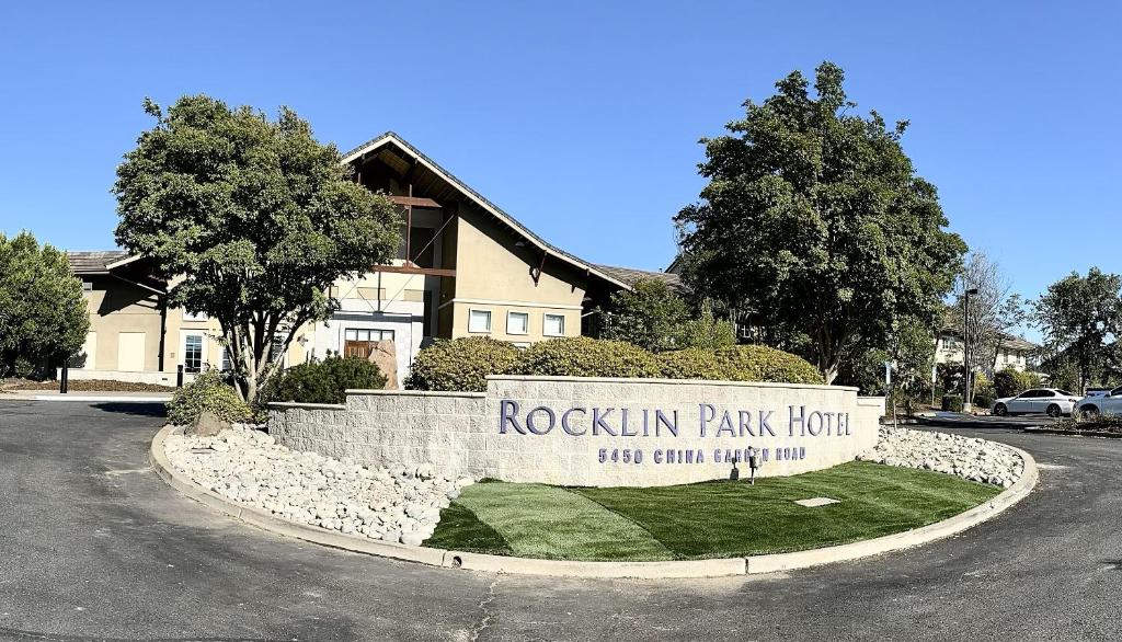 Rocklin Park Hotel