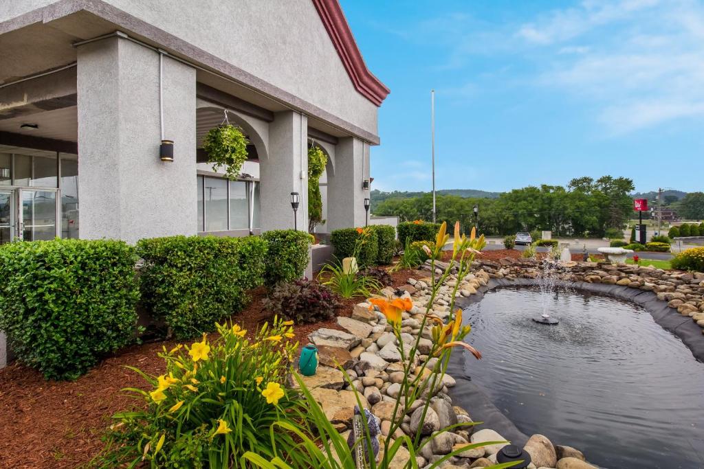 Red Roof Inn New Stanton