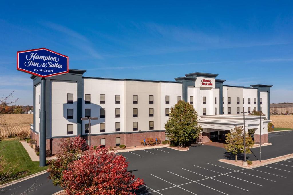 Hampton Inn & Suites Muncie