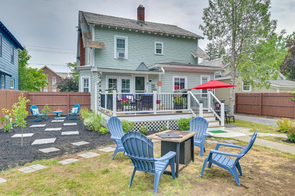 Family-Friendly Glens Falls Home with Sun Porch