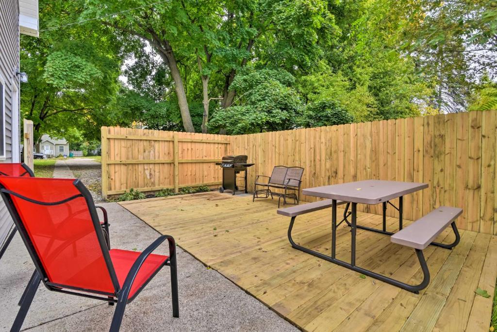 Central Mount Pleasant Retreat with Patio and Grill!