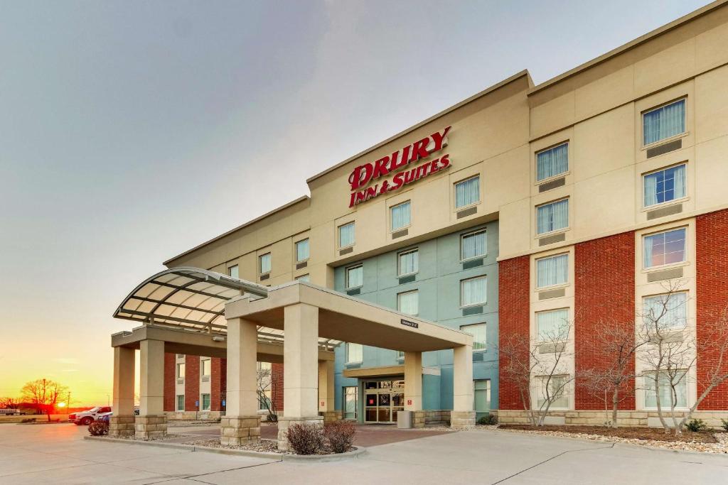 Drury Inn & Suites Sikeston