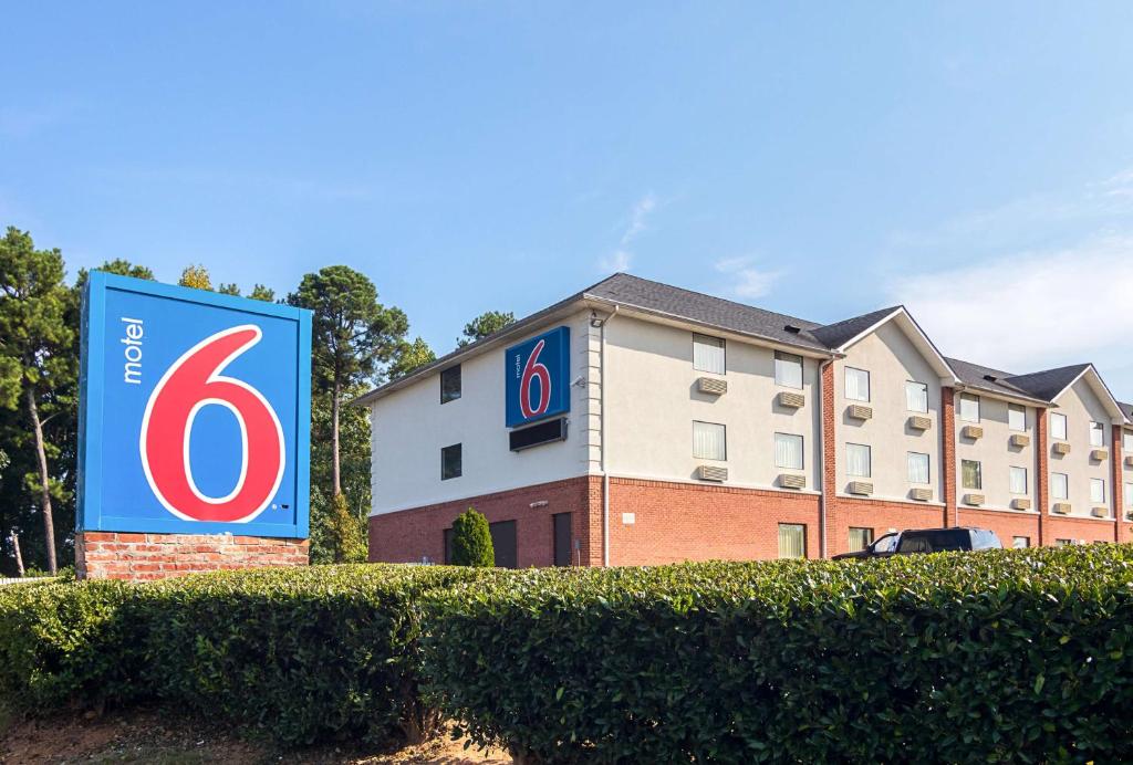 Motel 6-Jonesboro, GA